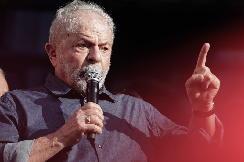 Luiz Inacio Lula da Silva, expresidente de Brasil, habla durante un evento organizado por los sindicatos de trabajadores en el Día Internacional de los Trabajadores en Sao Paulo, Brasil, el domingo 1 de mayo de 2022. Luiz Inacio Lula da Silva, expresidente de Brasil, habla durante un evento organizado por los sindicatos de trabajadores en el Día Internacional de los Trabajadores en Sao Paulo, Brasil, el domingo 1 de mayo de 2022.