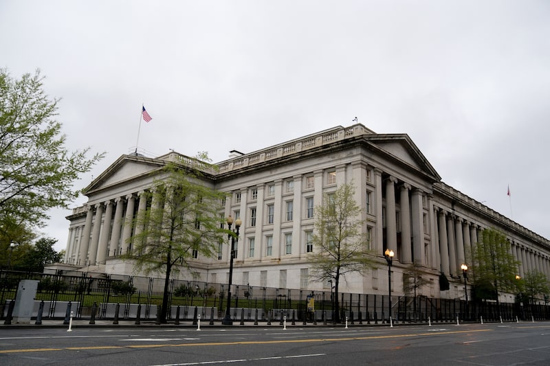 Medida faz parte da ofensiva de Washington contra as finanças da facção e ocorre após o anúncio da intenção de classificar o PCC como organização terrorista estrangeira. Medida faz parte da ofensiva de Washington contra as finanças da facção e ocorre após o anúncio da intenção de classificar o PCC como organização terrorista estrangeira.