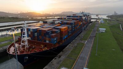 Canal de Panamá ofrece a los cargadores un sistema más flexible para alinear el tránsito Canal de Panamá ofrece a los cargadores un sistema más flexible para alinear el tránsito