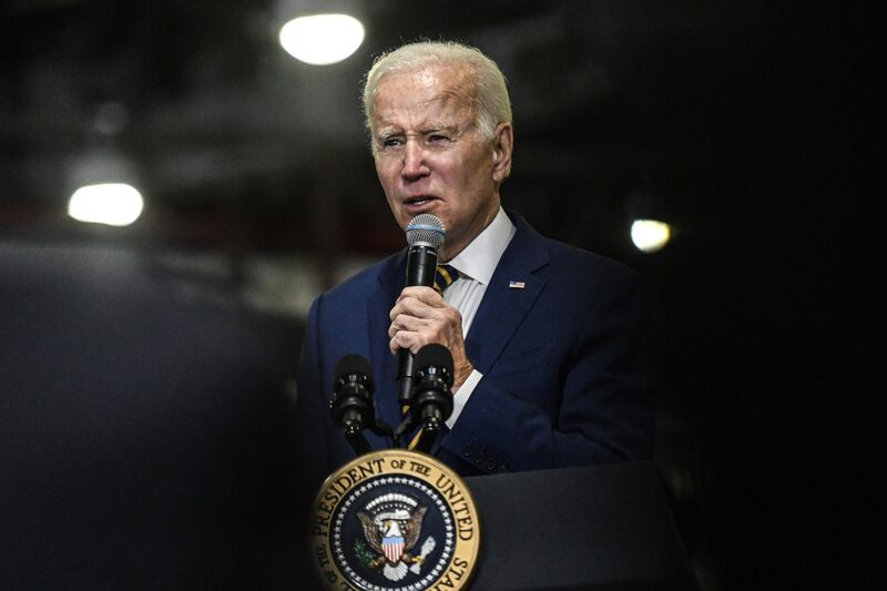 Proposta é em grande parte uma reprise do pacote econômico multitrilionário “Build Back Better” de Biden Proposta é em grande parte uma reprise do pacote econômico multitrilionário “Build Back Better” de Biden