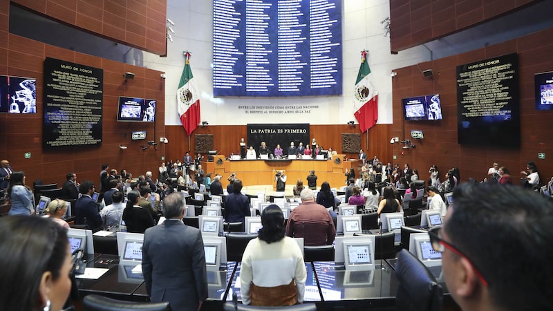 Senado aprueba jornada de 40 horas en medio de cautela de empresas por cambios laborales de 2026 Senado aprueba jornada de 40 horas en medio de cautela de empresas por cambios laborales de 2026