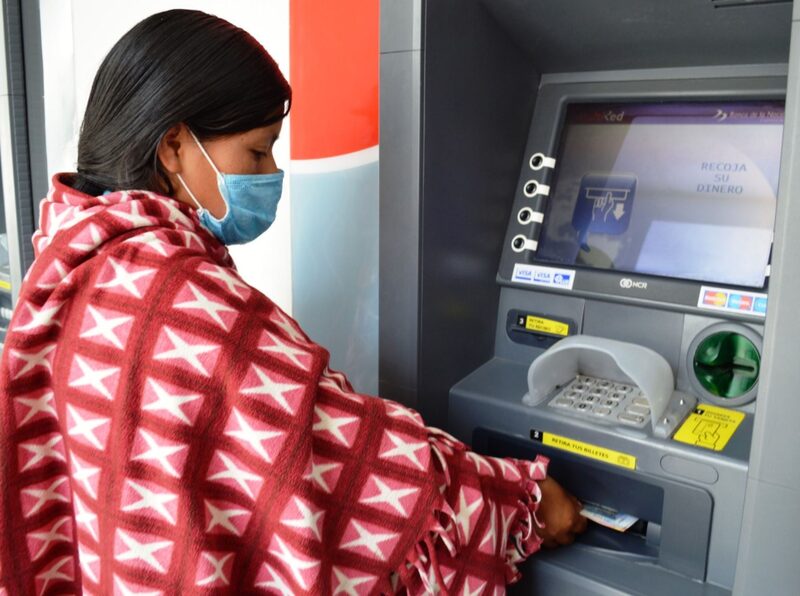 Bono de 700 soles en Perú tendrá cobertura de 13,5 millones de ciudadanos: Guido Bellido. Bono de 700 soles en Perú tendrá cobertura de 13,5 millones de ciudadanos: Guido Bellido.