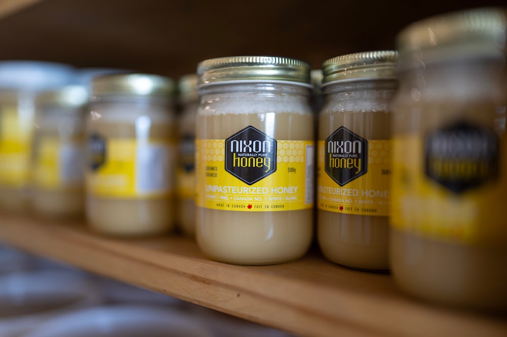 A Nixon Honey também enfrenta a incerteza, sem saber se seus compradores conseguirão absorver o aumento de 50% nos preços. (Foto: Gavin John/Bloomberg) A Nixon Honey também enfrenta a incerteza, sem saber se seus compradores conseguirão absorver o aumento de 50% nos preços. (Foto: Gavin John/Bloomberg)