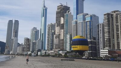 Torre com 500 m de altura quer testar nova vocação do turismo na ‘Dubai brasileira’ Torre com 500 m de altura quer testar nova vocação do turismo na ‘Dubai brasileira’
