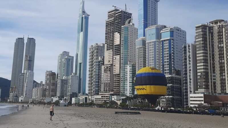 Torre com 500 m de altura quer testar nova vocação do turismo na ‘Dubai brasileira’ Torre com 500 m de altura quer testar nova vocação do turismo na ‘Dubai brasileira’