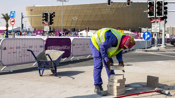 Mundial de Catar evidencia los riesgos del calor extremo para los trabajadores Mundial de Catar evidencia los riesgos del calor extremo para los trabajadores