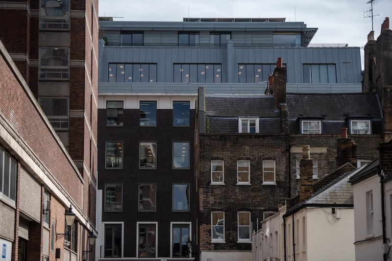 El edificio que alberga la oficina del fondo boutique Attestor en Londres. Fotógrafo: Chris J. Ratcliffe/Bloomberg El edificio que alberga la oficina del fondo boutique Attestor en Londres. Fotógrafo: Chris J. Ratcliffe/Bloomberg