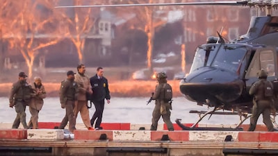 Nicolás Maduro contrata a abogado de Julian Assange para su defensa penal Nicolás Maduro contrata a abogado de Julian Assange para su defensa penal