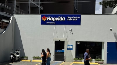 Investidores veem mais dor para as ações da Hapvida após queda de 90% desde o IPO Investidores veem mais dor para as ações da Hapvida após queda de 90% desde o IPO