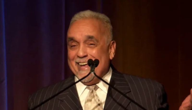 Willie Colón en los Critics Choice Documentary Awards. Willie Colón en los Critics Choice Documentary Awards.