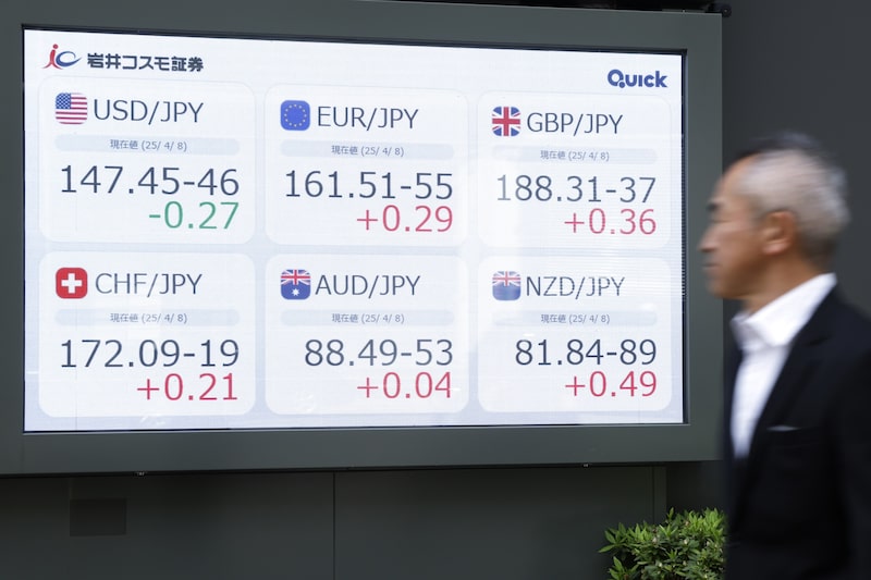 La guerra comercial amenaza ahora con trastocar las relaciones económicas y la política monetaria de maneras difíciles de predecir. La guerra comercial amenaza ahora con trastocar las relaciones económicas y la política monetaria de maneras difíciles de predecir.