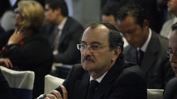 Excontralor acusado de corrupción en Ecuador y EEUU pagará fianza de US$ 14 millones Excontralor acusado de corrupción en Ecuador y EEUU pagará fianza de US$ 14 millones