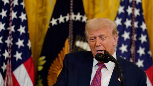 “La mayor revolución en la tecnología financiera”: Trump firma ley sobre stablecoins “La mayor revolución en la tecnología financiera”: Trump firma ley sobre stablecoins