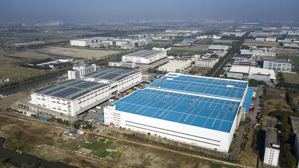 A JD.com logistics facility in Shanghai. Photographer: Qilai Shen/Bloomberg A JD.com logistics facility in Shanghai. Photographer: Qilai Shen/Bloomberg