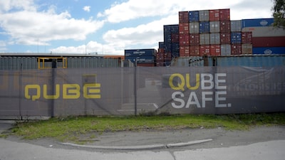 Macquarie lidera compra da Qube por US$ 8 bi e movimenta setor logístico da Austrália Macquarie lidera compra da Qube por US$ 8 bi e movimenta setor logístico da Austrália