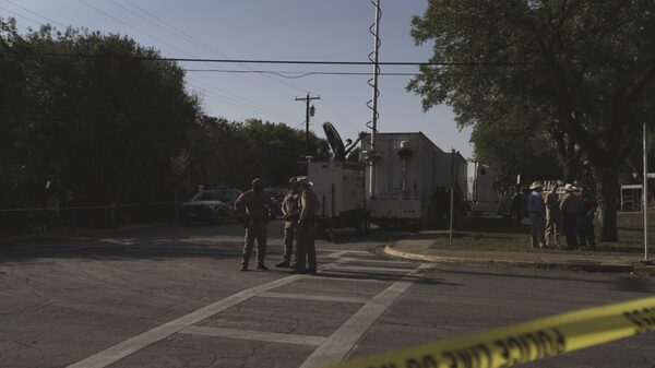 Estadounidenses tienen más armas que en cualquier otro país y siguen comprando Estadounidenses tienen más armas que en cualquier otro país y siguen comprando