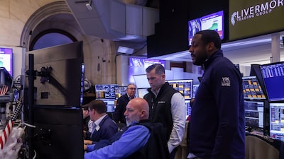 El rally del S&P 500 depende de pocos valores y revive temores de la burbuja puntocom El rally del S&P 500 depende de pocos valores y revive temores de la burbuja puntocom