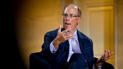 Larry Fink diz estar ‘bastante otimista’ com a oportunidade de investir na Venezuela Larry Fink diz estar ‘bastante otimista’ com a oportunidade de investir na Venezuela