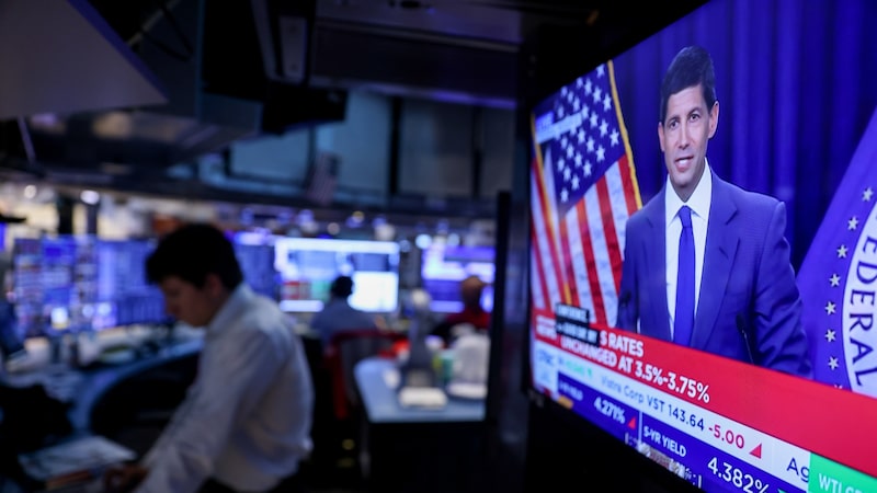 ‘Falar é fácil’: Wall St questiona discurso de presidente do Fed após decisão sobre juros ‘Falar é fácil’: Wall St questiona discurso de presidente do Fed após decisão sobre juros