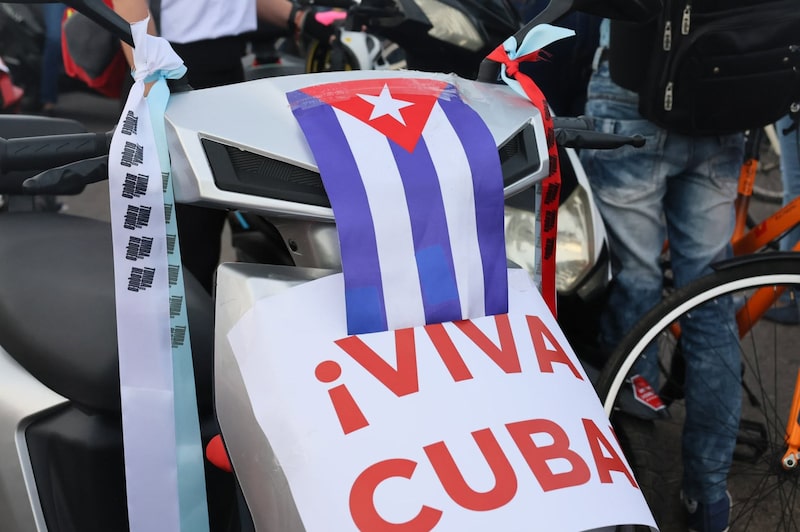 Banderín de Cuba en una movilización realizada el 2 de abril de 2026 en La Habana. Banderín de Cuba en una movilización realizada el 2 de abril de 2026 en La Habana.