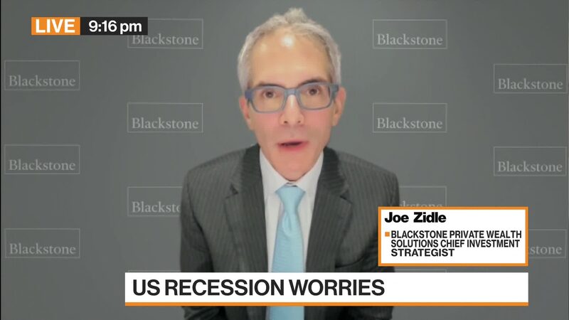 Joe Zidle, estrategista-chefe de investimentos da Blackstone Private Wealth Solutions, discute as perspectivas para a economia dos EUA. Ele fala com David Ingles no programa “Bloomberg Markets: China Open”. Joe Zidle, estrategista-chefe de investimentos da Blackstone Private Wealth Solutions, discute as perspectivas para a economia dos EUA. Ele fala com David Ingles no programa “Bloomberg Markets: China Open”.