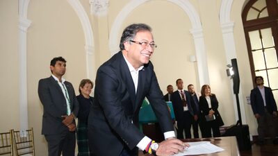 Colombianos prefieren expertos manejando su ahorro pensional y no al Gobierno Colombianos prefieren expertos manejando su ahorro pensional y no al Gobierno
