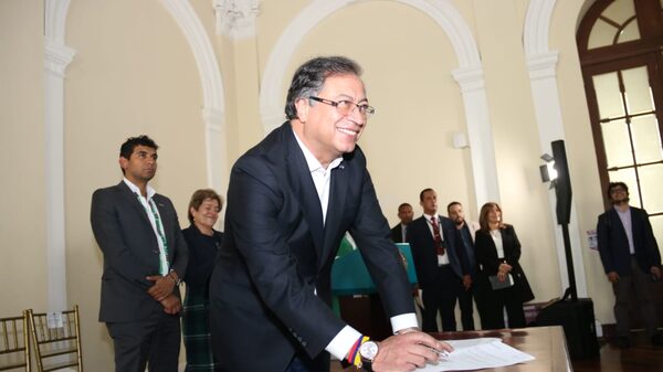 Colombia’s Proposed Pension Reform Seen Falling Short Colombia’s Proposed Pension Reform Seen Falling Short