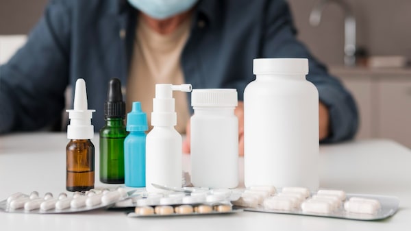 Panamá reduce en 30% el precio de 170 medicamentos, farmacias advierten su cierre Panamá reduce en 30% el precio de 170 medicamentos, farmacias advierten su cierre