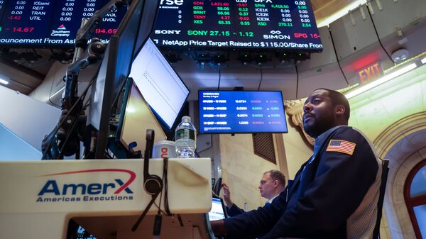 S&P 500 acumula tercera alza en línea, pese a presión por inflación mayorista en EE.UU. S&P 500 acumula tercera alza en línea, pese a presión por inflación mayorista en EE.UU.