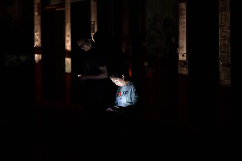 Otros apagones han hecho saltar alarmas similares, sobre todo lo ocurrido en Texas cuando una ola de frío en febrero de 2021 obligó a los generadores de gas a desconectarse.  Otros apagones han hecho saltar alarmas similares, sobre todo lo ocurrido en Texas cuando una ola de frío en febrero de 2021 obligó a los generadores de gas a desconectarse.