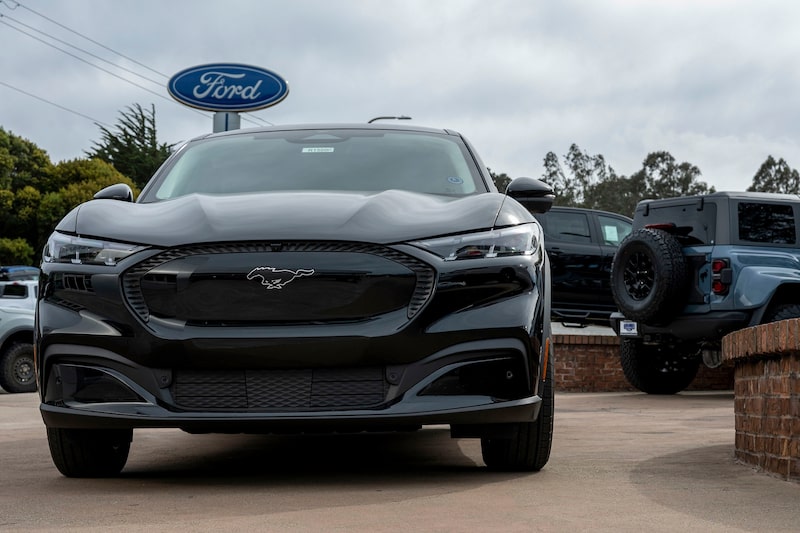 Ford detiene la venta del Mustang hecho en México por falla Ford detiene la venta del Mustang hecho en México por falla