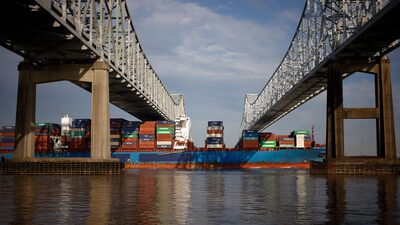 OMC reduz previsão de crescimento do comércio de mercadorias em 2023 OMC reduz previsão de crescimento do comércio de mercadorias em 2023