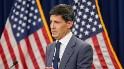 La Fed de Kevin Warsh pone en jaque la apuesta por refugiarse en el oro y el bitcoin La Fed de Kevin Warsh pone en jaque la apuesta por refugiarse en el oro y el bitcoin