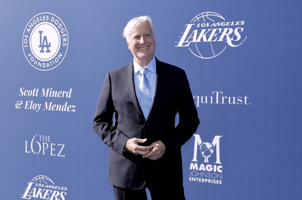 Mark Walter em Los Angeles em 2022: dono de diferentes franquias do esporte (Foto: Kevin Winter/Getty Images) Mark Walter em Los Angeles em 2022: dono de diferentes franquias do esporte (Foto: Kevin Winter/Getty Images)