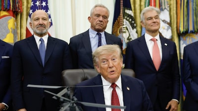 Trump suma nueve farmacéuticas a sus acuerdos para el bajar precios de medicamentos Trump suma nueve farmacéuticas a sus acuerdos para el bajar precios de medicamentos