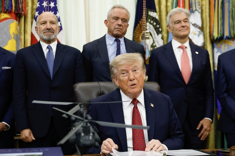 El presidente Donald Trump hablando en el Despacho Oval de la Casa Blanca el 31 de agosto. Fotógrafo: Kevin Dietsch/Getty Images. El presidente Donald Trump hablando en el Despacho Oval de la Casa Blanca el 31 de agosto. Fotógrafo: Kevin Dietsch/Getty Images.