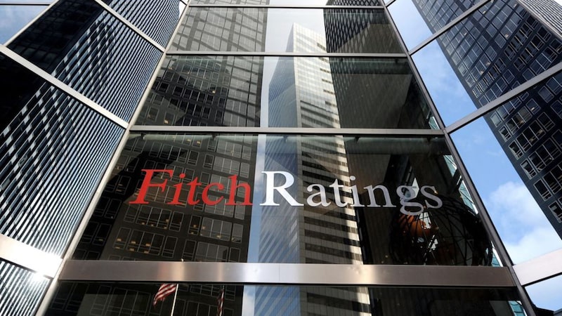 Fitch vê pressão crescente sobre empresas brasileiras com avanço do crédito privado Fitch vê pressão crescente sobre empresas brasileiras com avanço do crédito privado