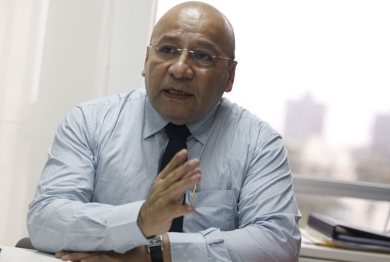 Kurt Burneo asumió como tercer titular del Ministerio de Economía y Finanzas de Perú en lo que va del gobierno de Pedro Castillo. Kurt Burneo asumió como tercer titular del Ministerio de Economía y Finanzas de Perú en lo que va del gobierno de Pedro Castillo.