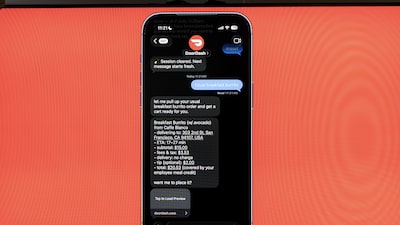 DoorDash estrena agente de IA para pedir comida por texto en Mensajes de Apple DoorDash estrena agente de IA para pedir comida por texto en Mensajes de Apple