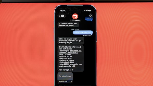 DoorDash estrena agente de IA para pedir comida por texto en Mensajes de Apple DoorDash estrena agente de IA para pedir comida por texto en Mensajes de Apple