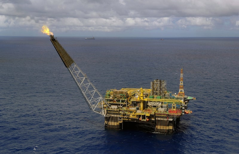 Unidade está interditada desde outubro de 2025, após um vazamento de gás inflamável, e só poderá voltar a operar depois que a Petrobras concluir a investigação da falha e atender às exigências da ANP. Unidade está interditada desde outubro de 2025, após um vazamento de gás inflamável, e só poderá voltar a operar depois que a Petrobras concluir a investigação da falha e atender às exigências da ANP.