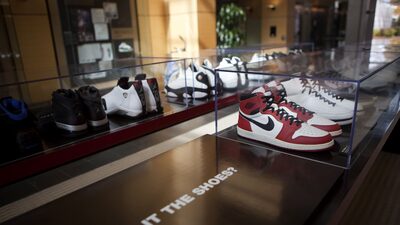 Como os tênis da Nike expuseram uma ‘brecha’ no mercado de crédito de carbono Como os tênis da Nike expuseram uma ‘brecha’ no mercado de crédito de carbono