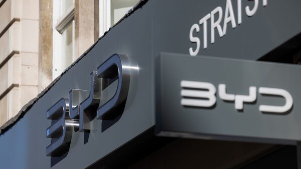 Así es el nuevo superdeportivo de BYD, rival de Ferrari y Lamborghini, de US$233.450 Así es el nuevo superdeportivo de BYD, rival de Ferrari y Lamborghini, de US$233.450