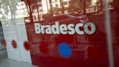 Bradesco supera expectativas no primero trimestre, mas sinaliza cautela no crédito Bradesco supera expectativas no primero trimestre, mas sinaliza cautela no crédito