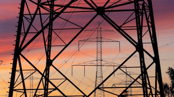 Sismo en Colombia redujo 18% la demanda de energía: estas son las afectaciones Sismo en Colombia redujo 18% la demanda de energía: estas son las afectaciones