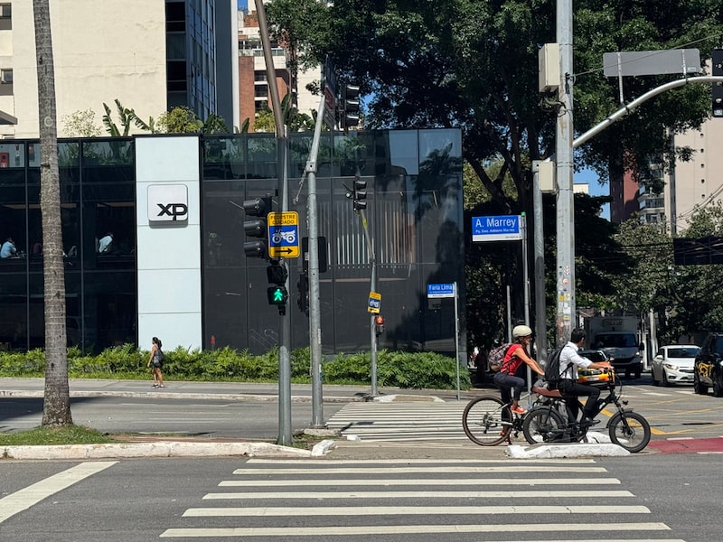 Espaço de relacionamento da XP na Av. Faria Lima em São Paulo Espaço de relacionamento da XP na Av. Faria Lima em São Paulo