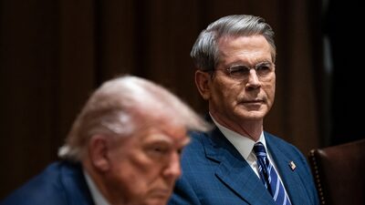 Trump dice que despedirá a Bessent si no bajan las tasas de interés Trump dice que despedirá a Bessent si no bajan las tasas de interés