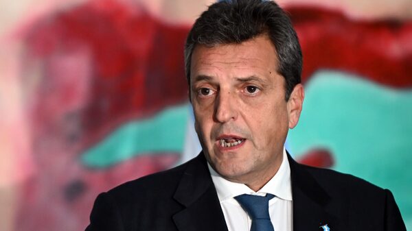 Argentina’s Senate Approves Bill to Eliminate Income Tax Argentina’s Senate Approves Bill to Eliminate Income Tax