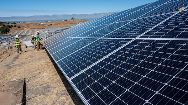 El crecimiento mundial de la energía solar se ralentizará por primera vez, según BNEF El crecimiento mundial de la energía solar se ralentizará por primera vez, según BNEF