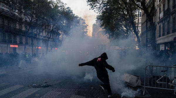 Violencia en Francia eleva las alertas en Europa ante nuevas protestas y elecciones Violencia en Francia eleva las alertas en Europa ante nuevas protestas y elecciones